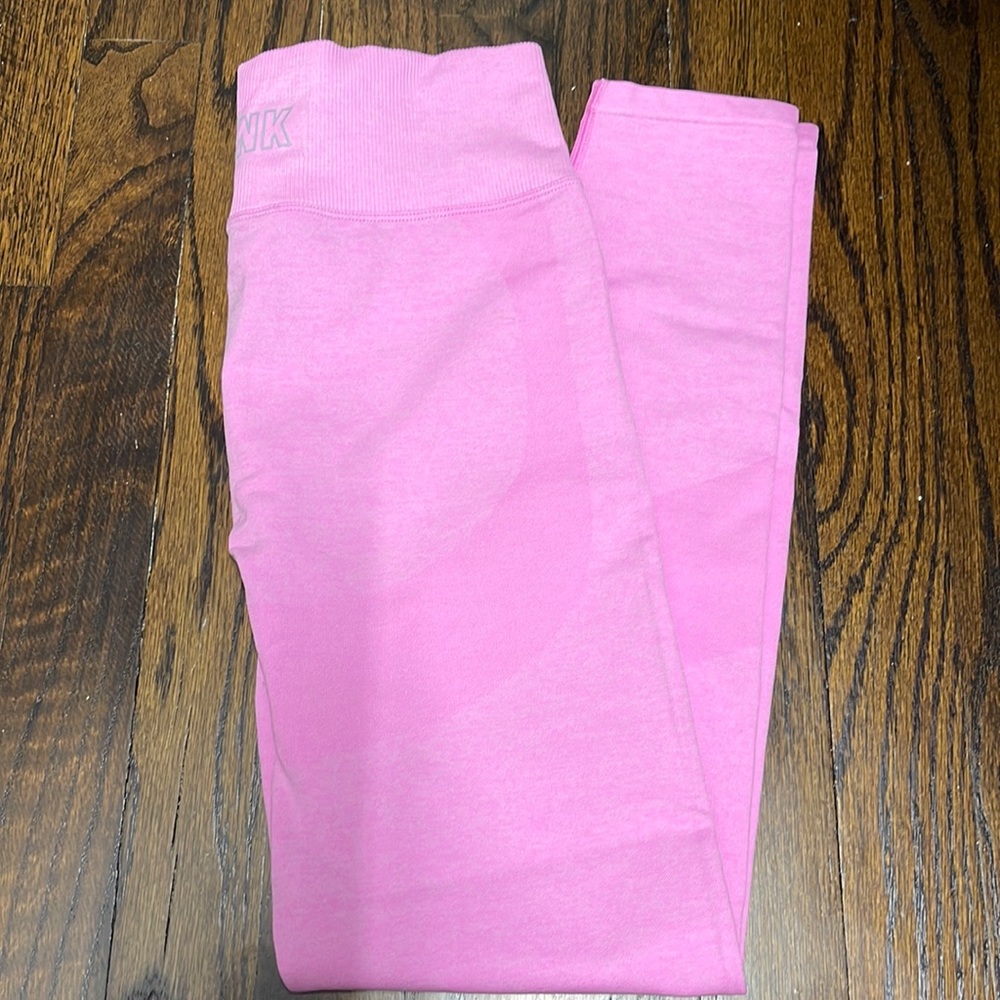 PINK Leggings